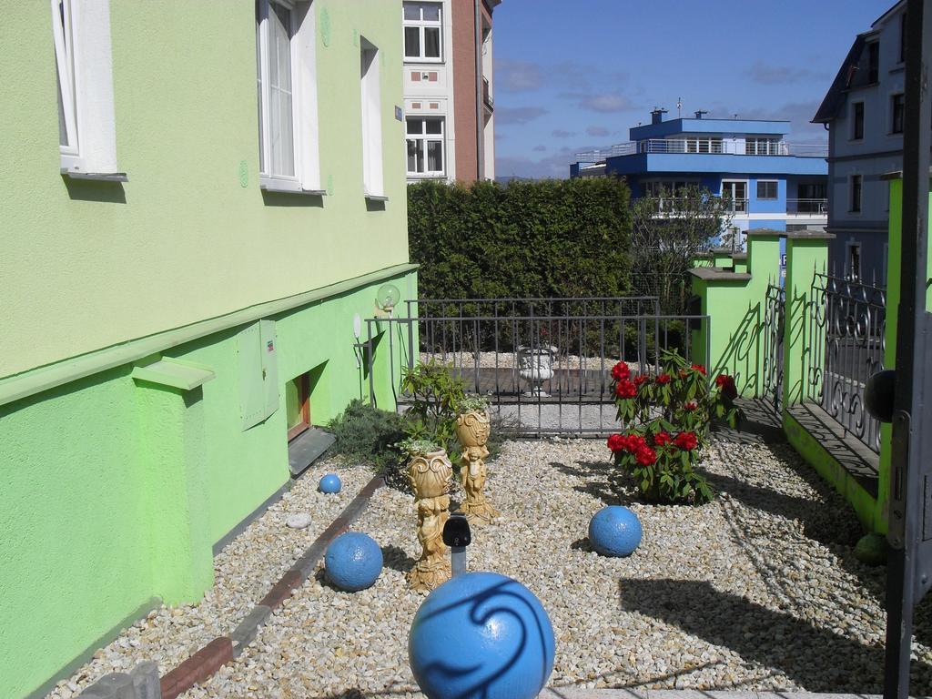 Pension Rak Karlovy Vary Exterior photo